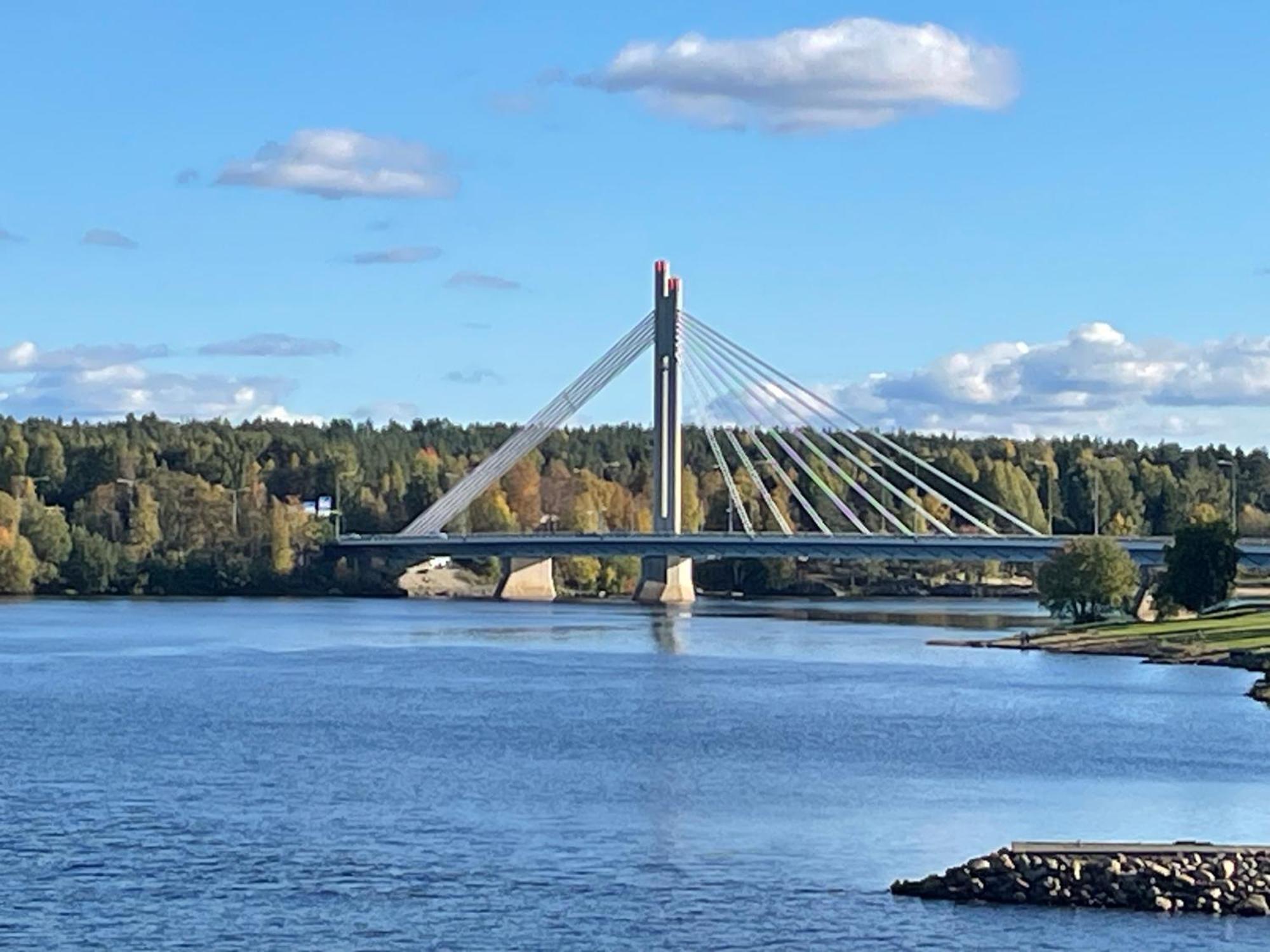 River With Sauna, Balcony, Free Wifi Appartement *